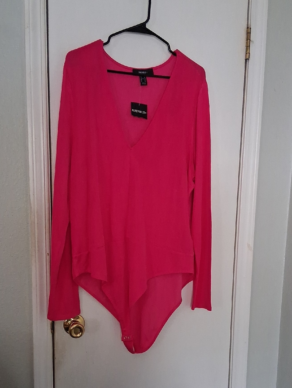 Forever 21+ Hot Pink Fuchsia Magenta Deep V-Neck Bodysuit Plus Size 3X